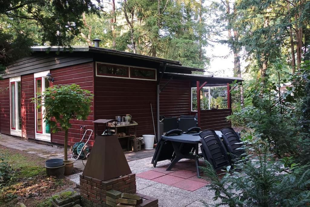 Bosbungalow De Eekhoorn Nunspeet Eksteriør billede